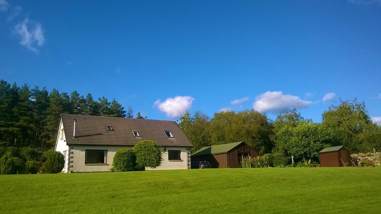 Serendipity Bed And Breakfast Dalchreichart Екстериор снимка